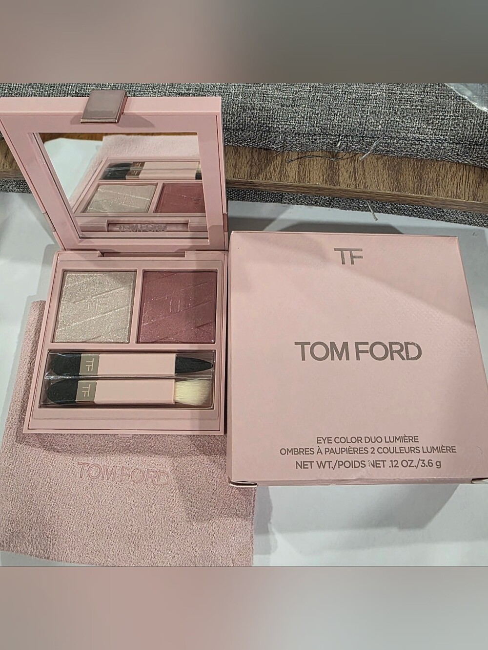 TOM FORD Love Collection Eye Color Duo Lumiére 01 Pink Desire. 0.12 oz 💥NEW💥 - Picture 4 of 9